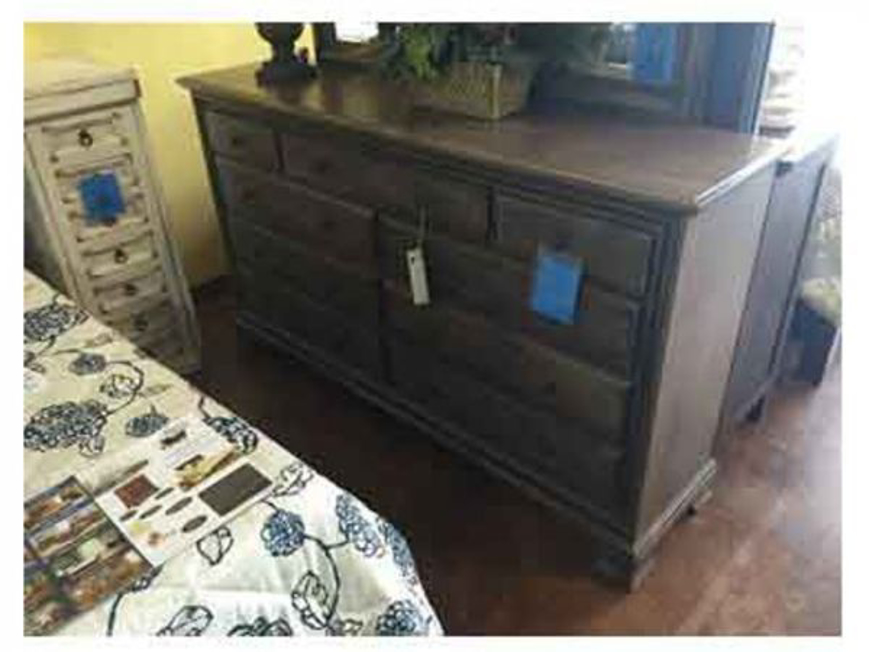 Picture of Classic Double Dresser