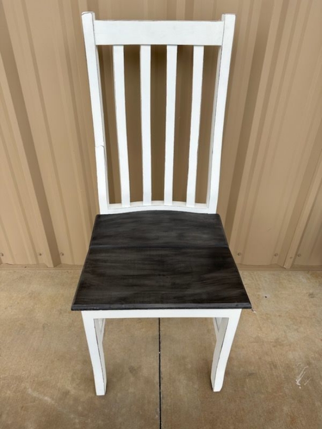 Picture of RUSTIC CHAIR - CLEARANCE