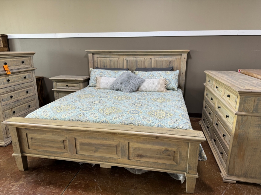 Picture of RUSTIC KING BED SET